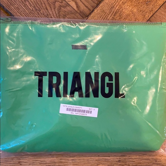 TRIANGL Bikini - Picture 4 of 4